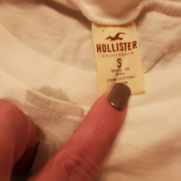 Hollister Short Sleeve Top - Picture 4 of 4